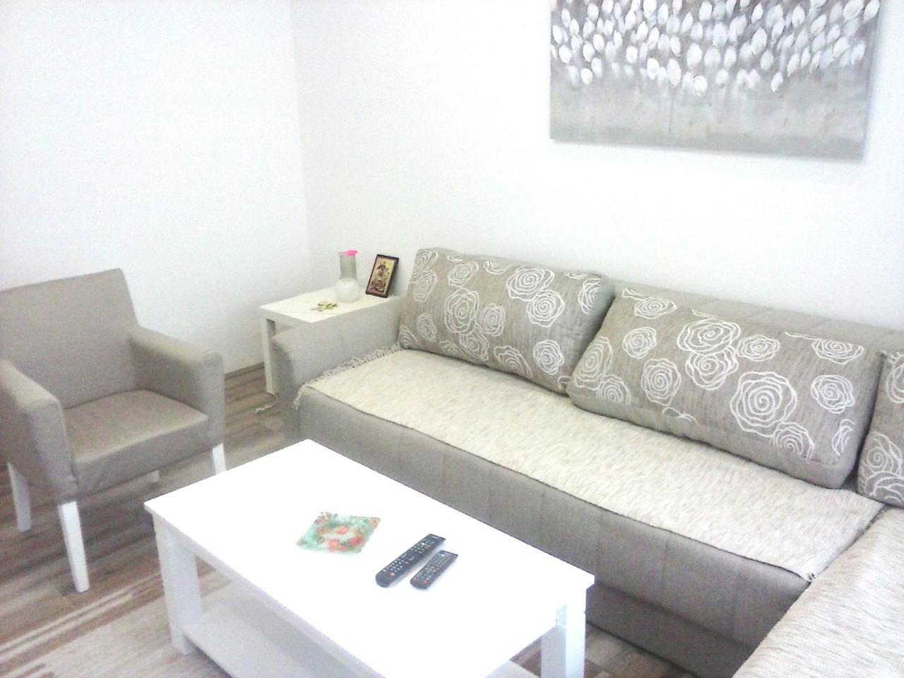 Apartman Veljic นิส ภายนอก รูปภาพ